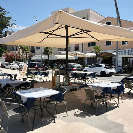 Piper'S Boat Hotel Alghero Bagian luar foto