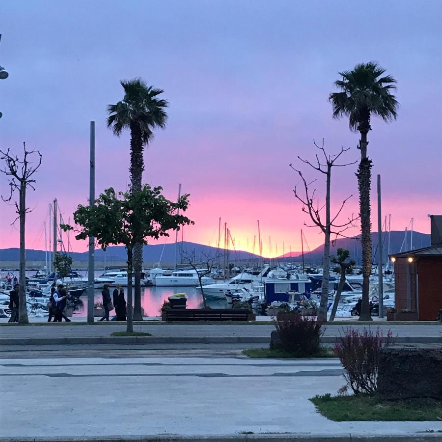 Piper'S Boat Hotel Alghero Bagian luar foto