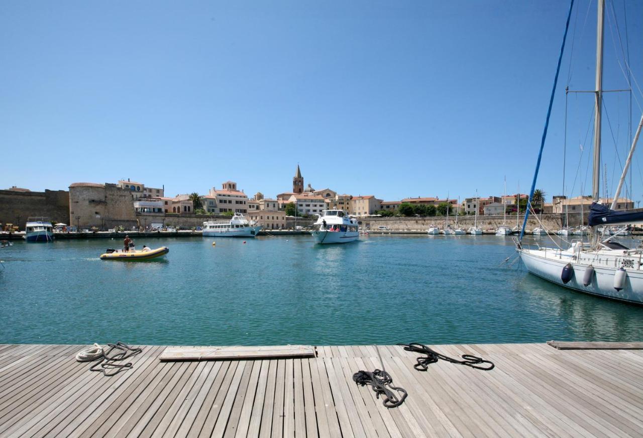 Piper'S Boat Hotel Alghero Bagian luar foto